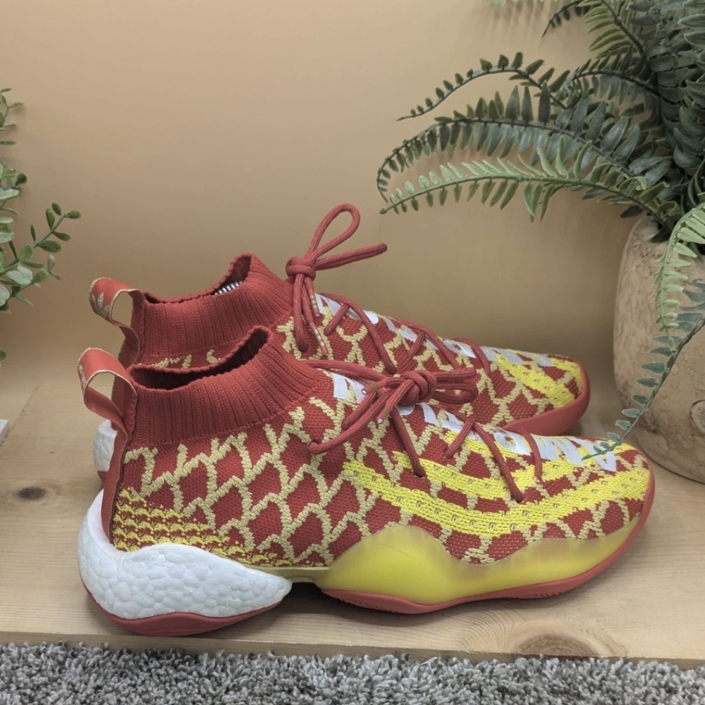 NEW - Size 11 - adidas Pharrell x Crazy BYW Chinese New Year Mens Running Shoes